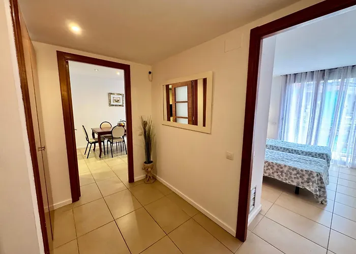 In With Pool And Parking Lloret de Mar