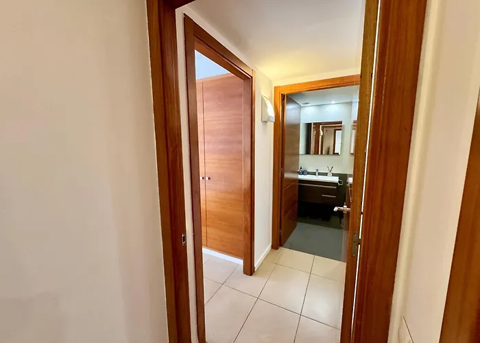 Apartmán In With Pool And Parking