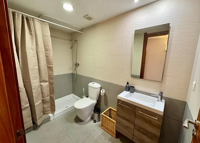 Apartman In With Pool And Parking